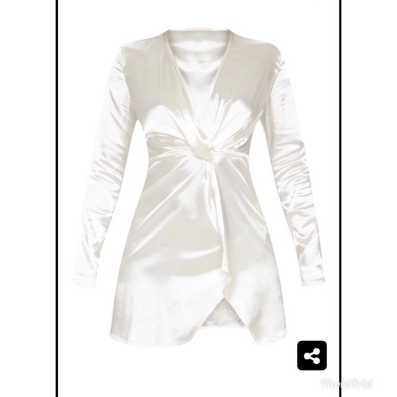 Dress - Picture 3 of 6